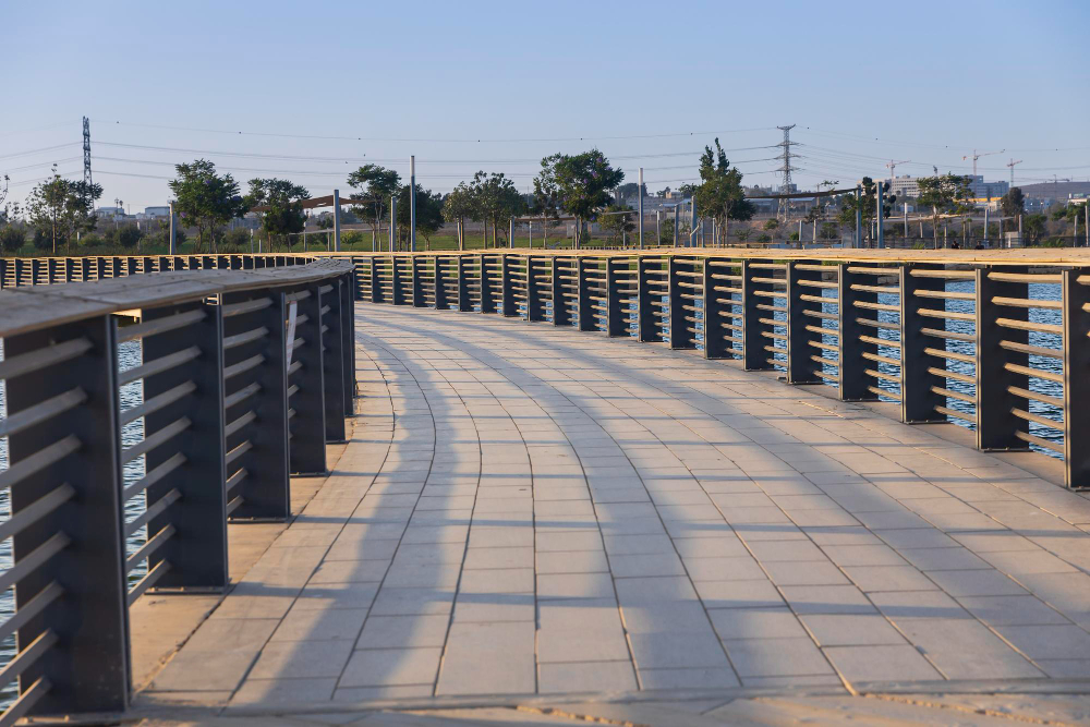 Sidewalks installation in Delafield by Makofski team