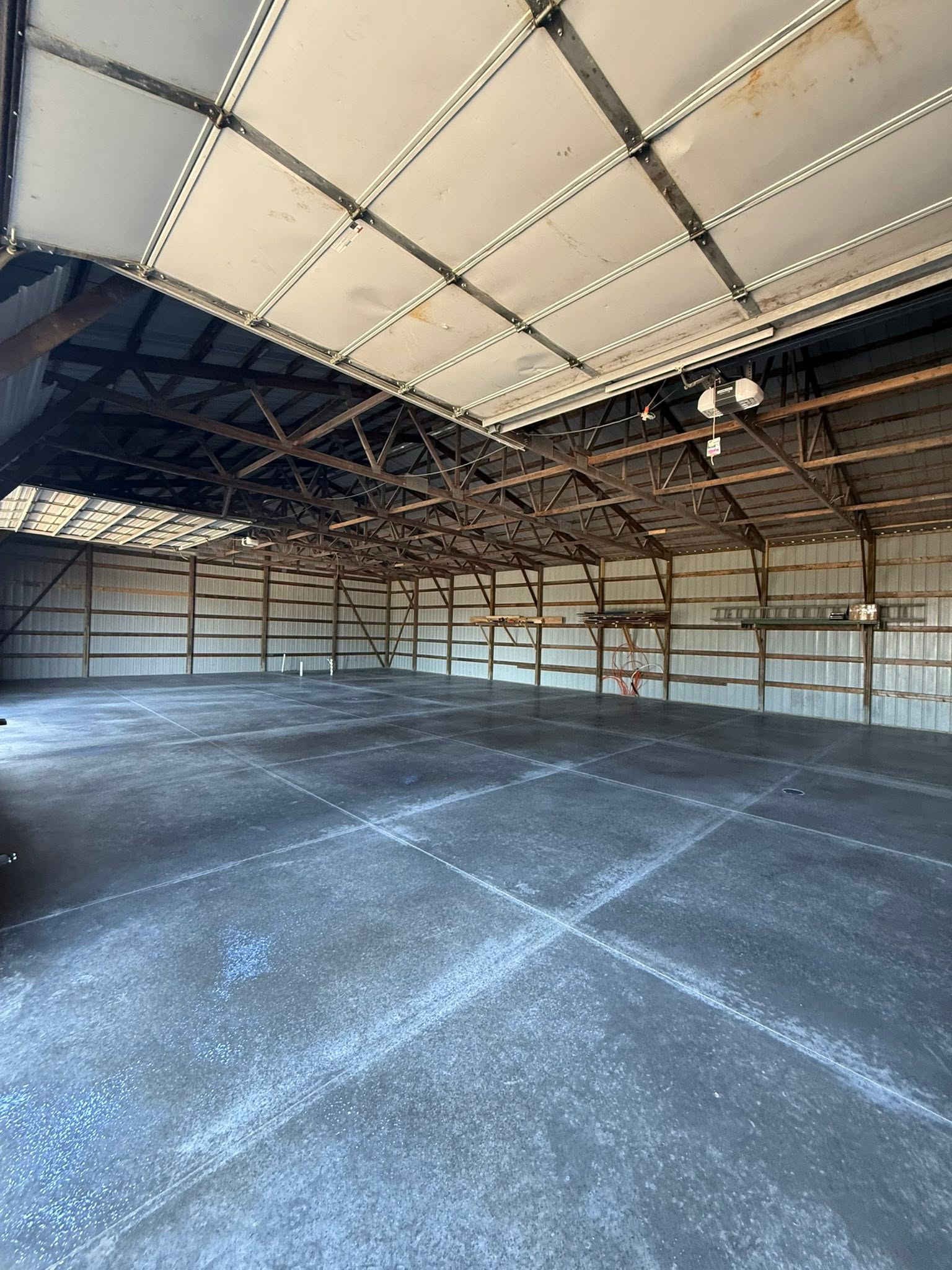 Pole barn